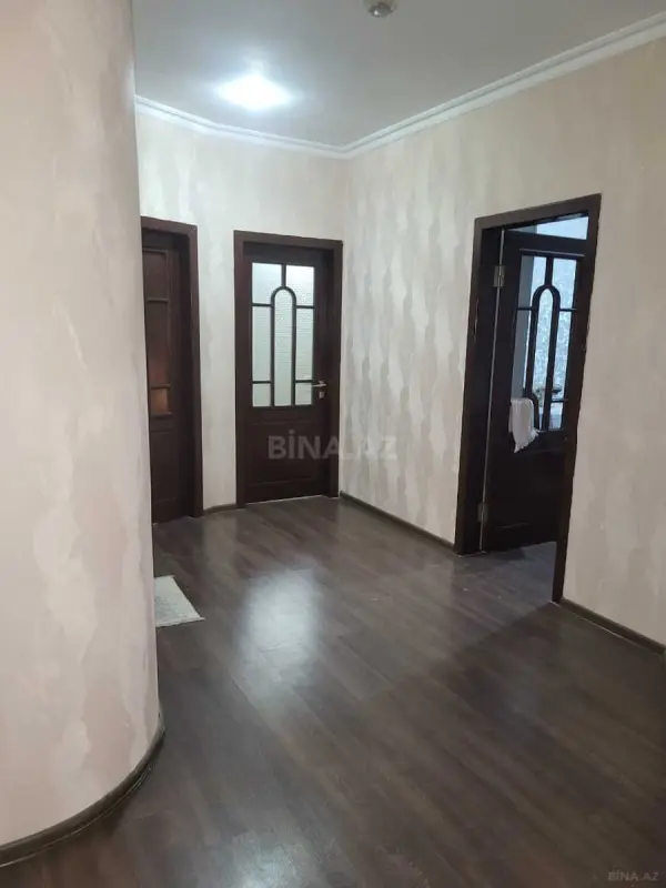 Kirayə verilir 3 otaqlı mənzil 100 m²