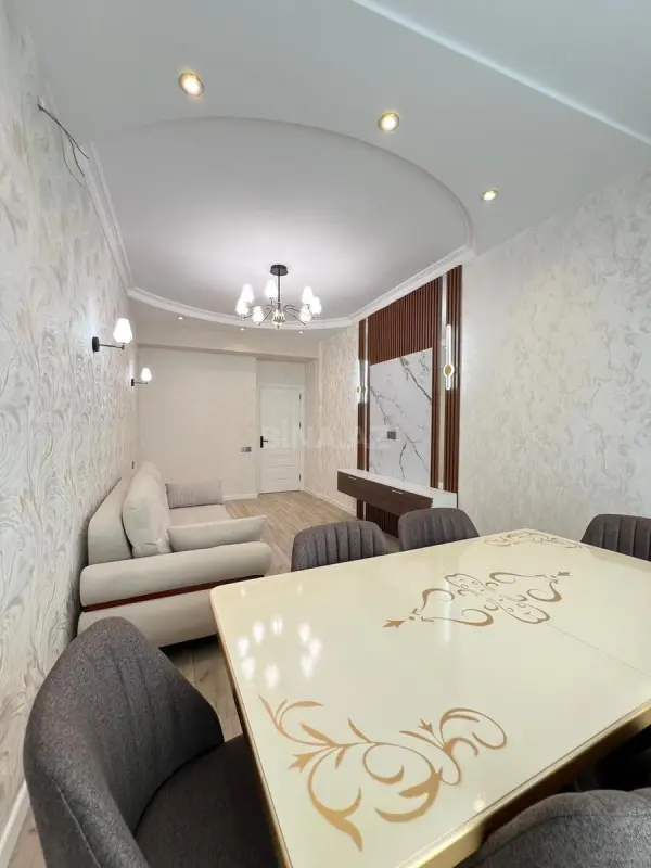 Satılır 3 otaqlı mənzil 110 m²