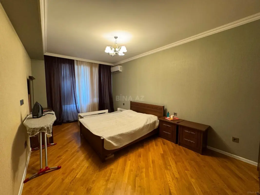 Kirayə verilir 2 otaqlı mənzil 100 m²