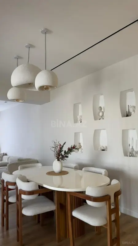 Satılır 3 otaqlı mənzil 125 m²