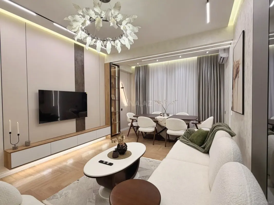 Satılır 3 otaqlı mənzil 117 m²