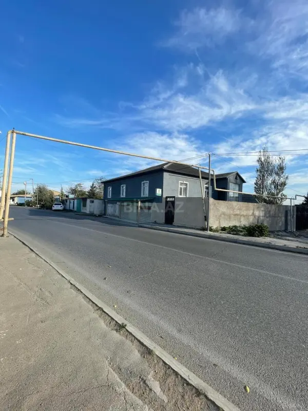 Satılır 6 otaqlı həyət evi 235 m²
