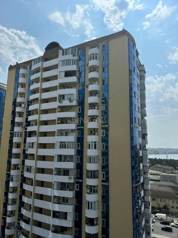 Satılır 2 otaqlı mənzil 51 m²