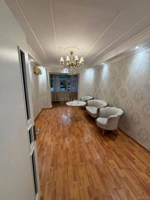 Satılır 2 otaqlı mənzil 58 m²