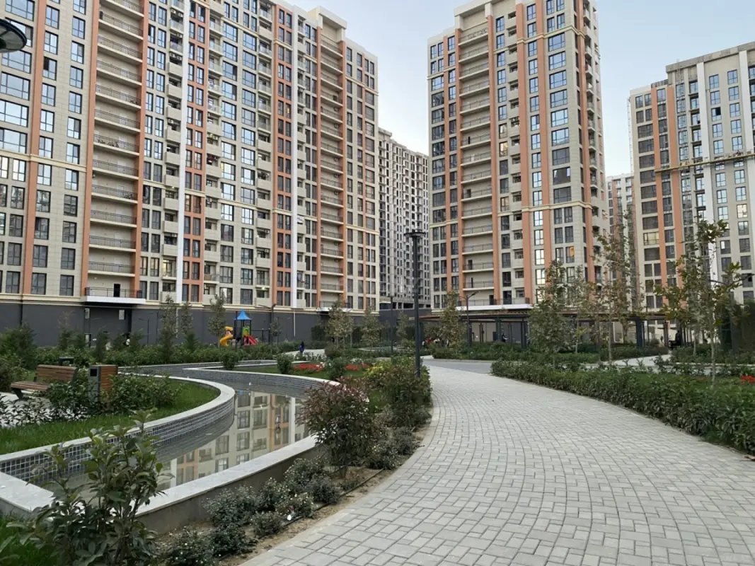 Satılır 3 otaqlı mənzil 83 m²