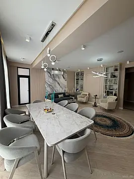 Kirayə verilir 4 otaqlı mənzil 160 m² — Bakı, Nərimanov 4 otaq 160.00 m²