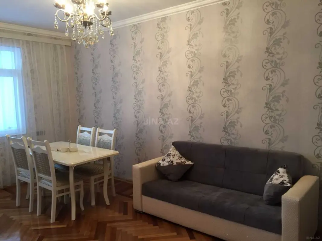 Satılır 2 otaqlı mənzil 56 m²
