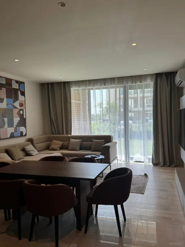 Kirayə verilir 2 otaqlı mənzil 100 m²