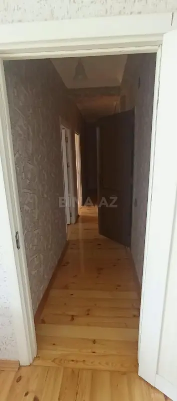 Kirayə verilir 4 otaqlı mənzil 180 m²