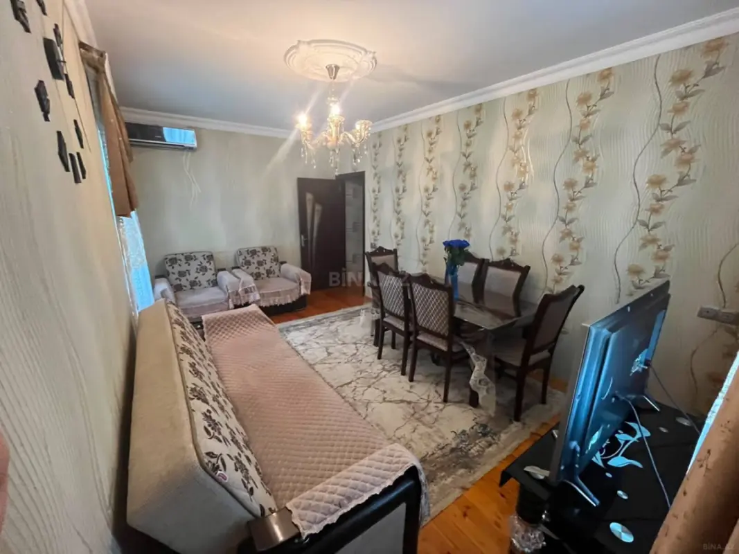 Satılır 2 otaqlı mənzil 62 m²