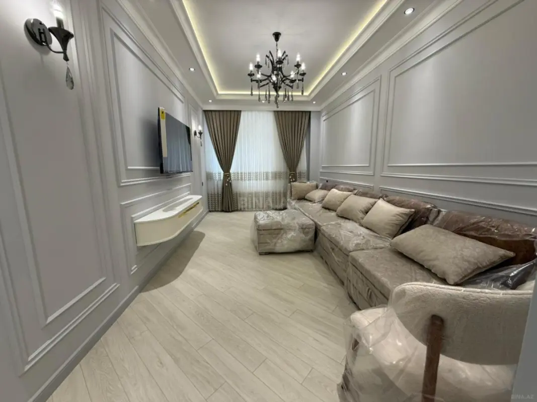 Satılır 2 otaqlı mənzil 95 m²