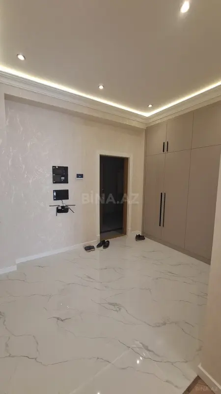 Kirayə verilir 3 otaqlı mənzil 120 m²