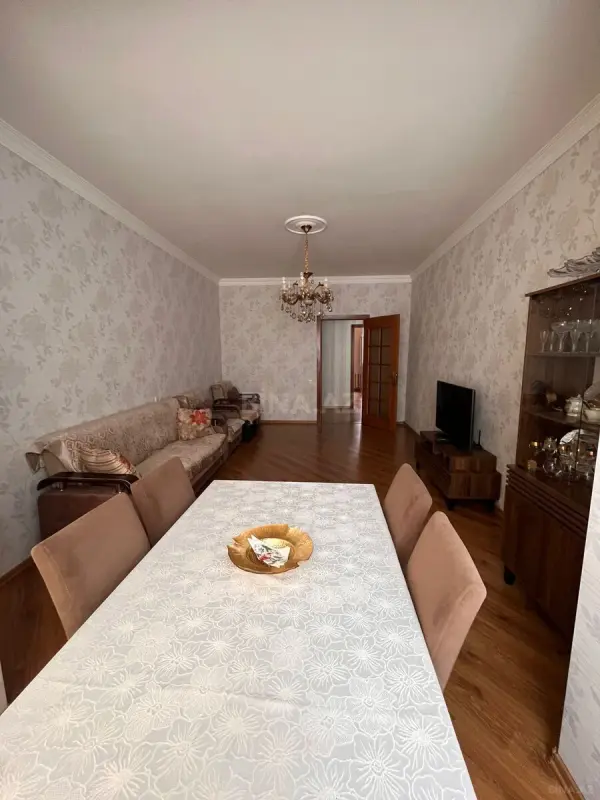 Satılır 2 otaqlı mənzil 60.6 m²
