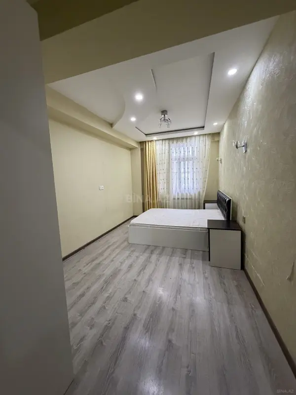 Satılır 2 otaqlı mənzil 86 m²