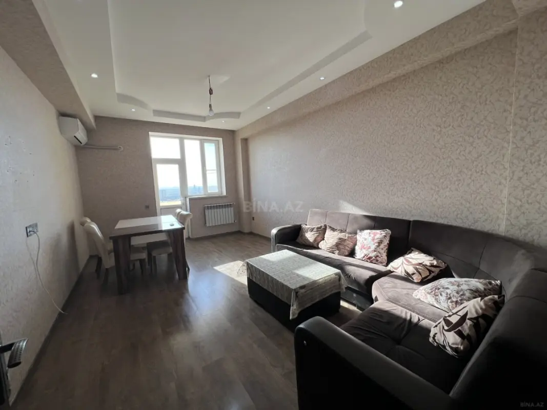 Satılır 2 otaqlı mənzil 92 m²