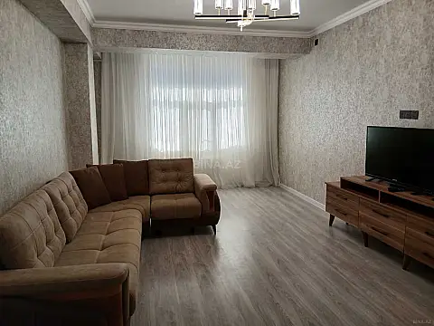 Kirayə verilir 2 otaqlı mənzil 90 m² — Bakı 2 otaq 90.00 m²
