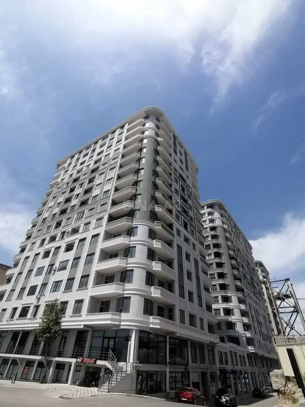 Satılır 1 otaqlı mənzil 55 m²