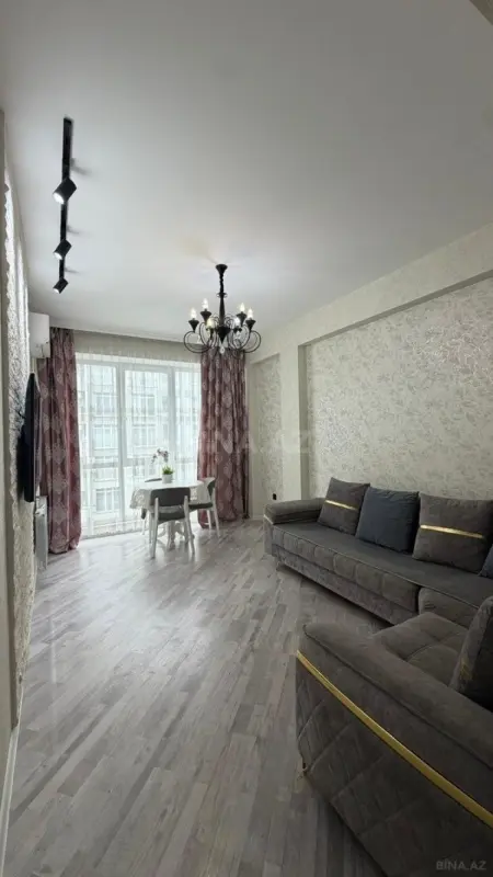 Kirayə verilir 2 otaqlı mənzil 60 m²