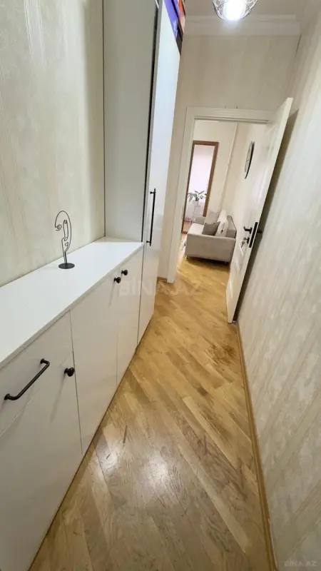 Satılır 2 otaqlı mənzil 60 m²