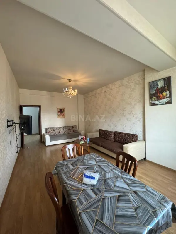 Kirayə verilir 3 otaqlı mənzil 120 m²