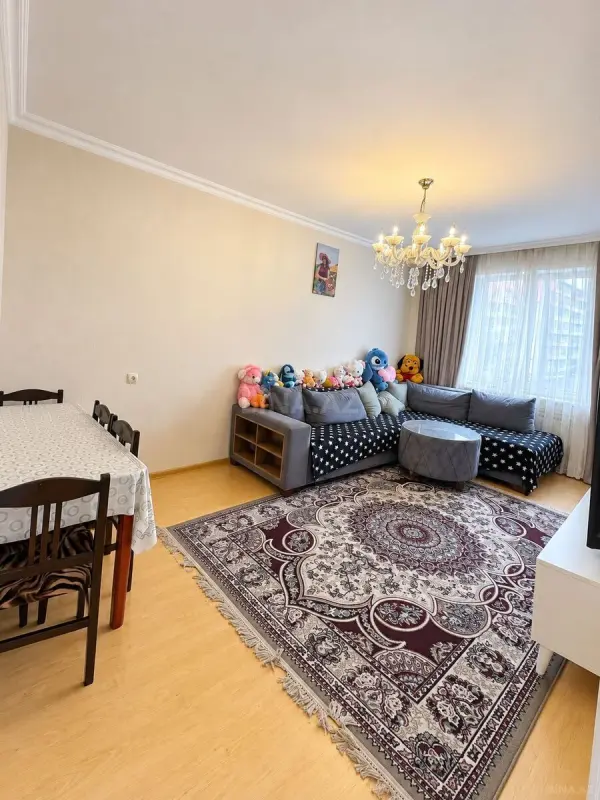 Satılır 2 otaqlı mənzil 68 m²