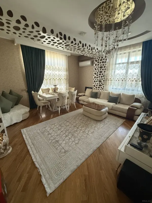 Kirayə verilir 3 otaqlı mənzil 100 m²