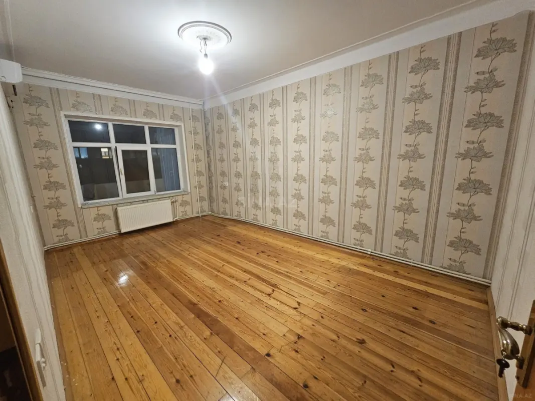 Kirayə verilir 5 otaqlı mənzil 120 m²