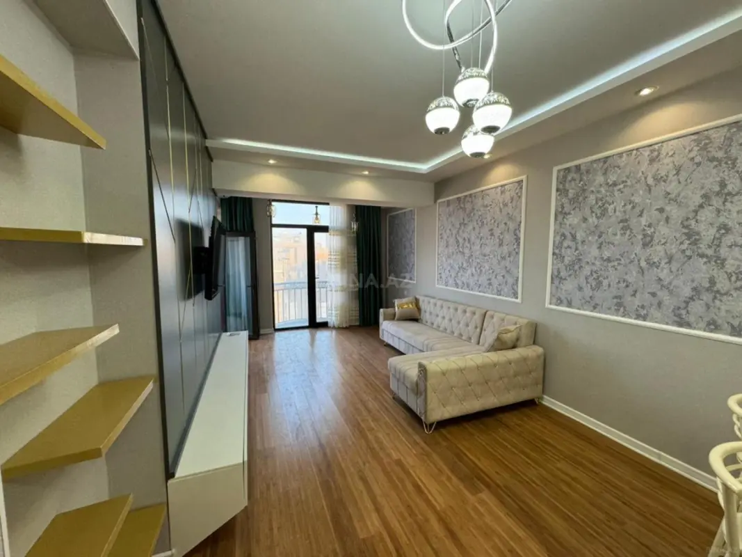 Satılır 2 otaqlı mənzil 66 m²