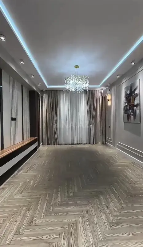 Satılır 3 otaqlı mənzil 137 m²