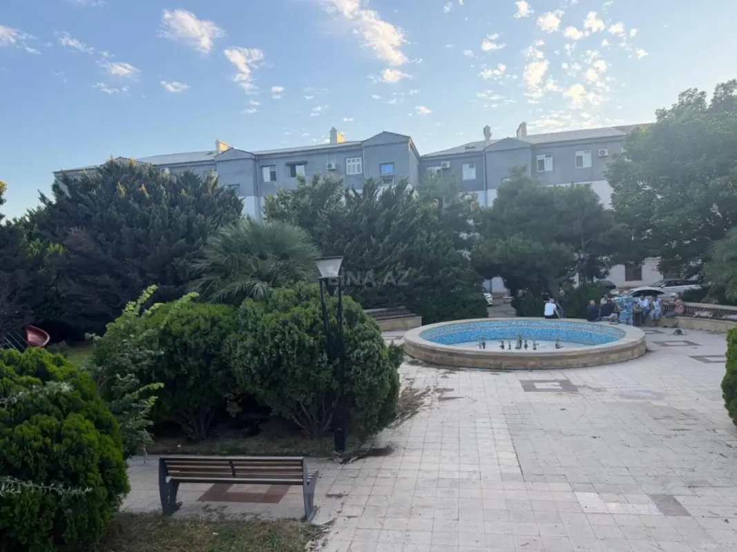Satılır 2 otaqlı mənzil 57 m²