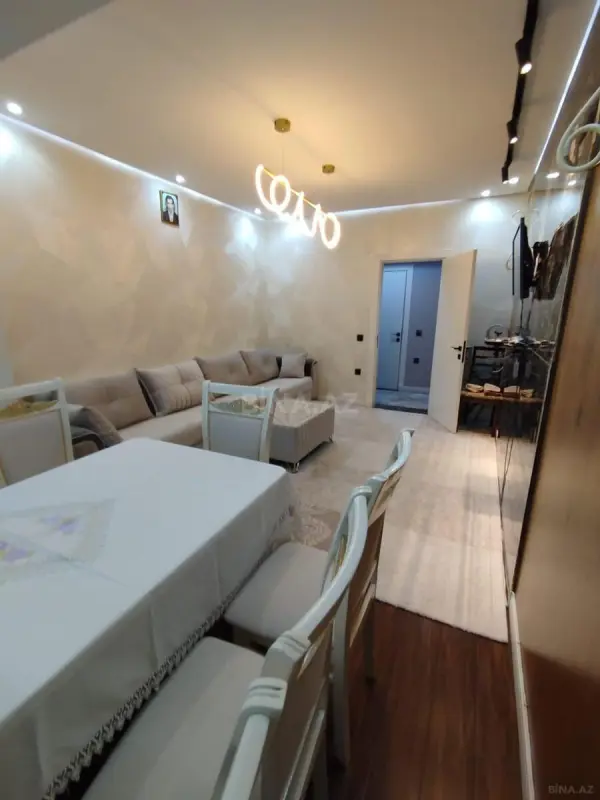 Satılır 3 otaqlı mənzil 106 m²