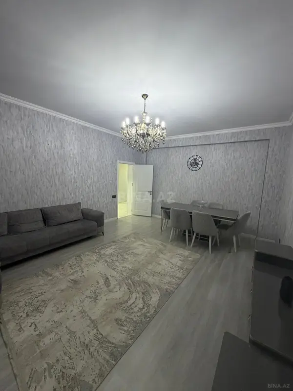Kirayə verilir 4 otaqlı mənzil 154 m²