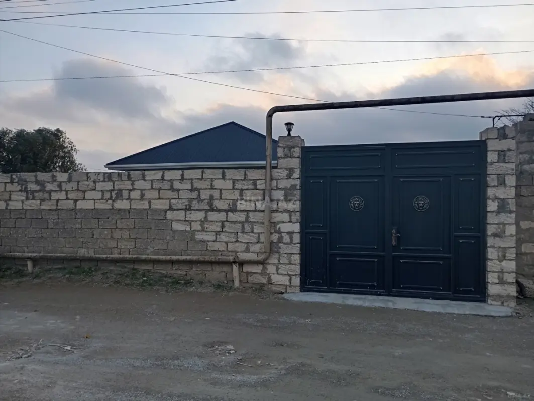 Satılır 3 otaqlı həyət evi 80 m²