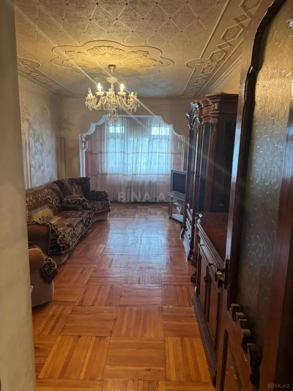 Satılır 2 otaqlı mənzil 80 m²