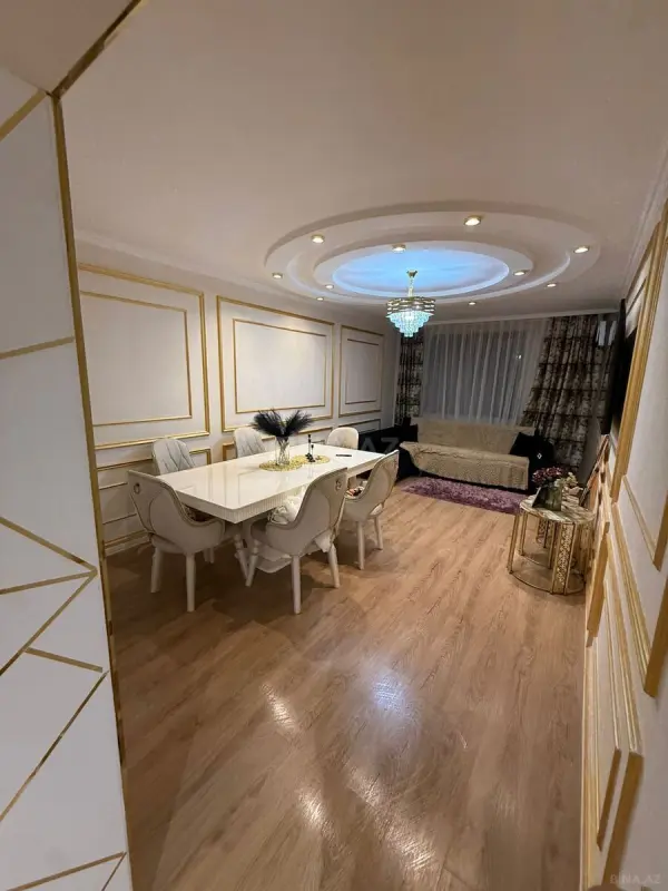 Satılır 4 otaqlı mənzil 130 m²
