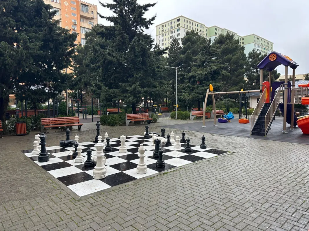Satılır 1 otaqlı mənzil 45 m²