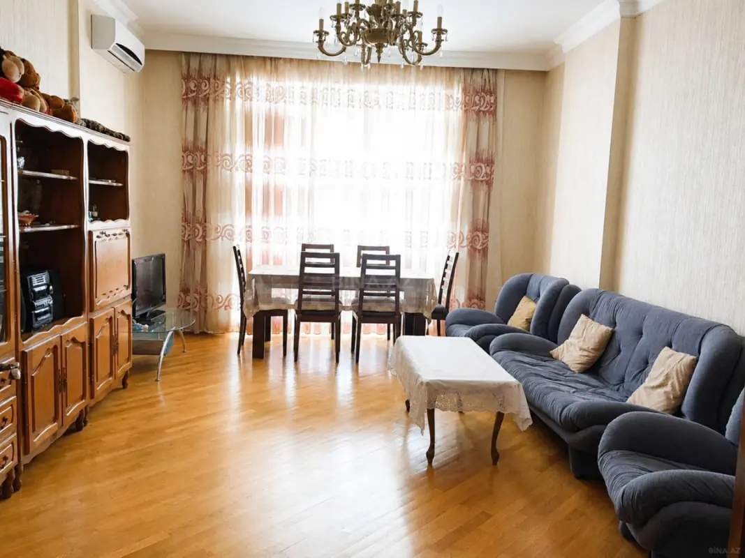 Satılır 3 otaqlı mənzil 116 m²
