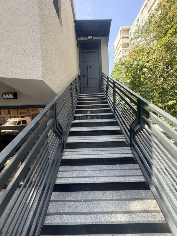 Kirayə verilir 1 otaqlı ofis 13 m²