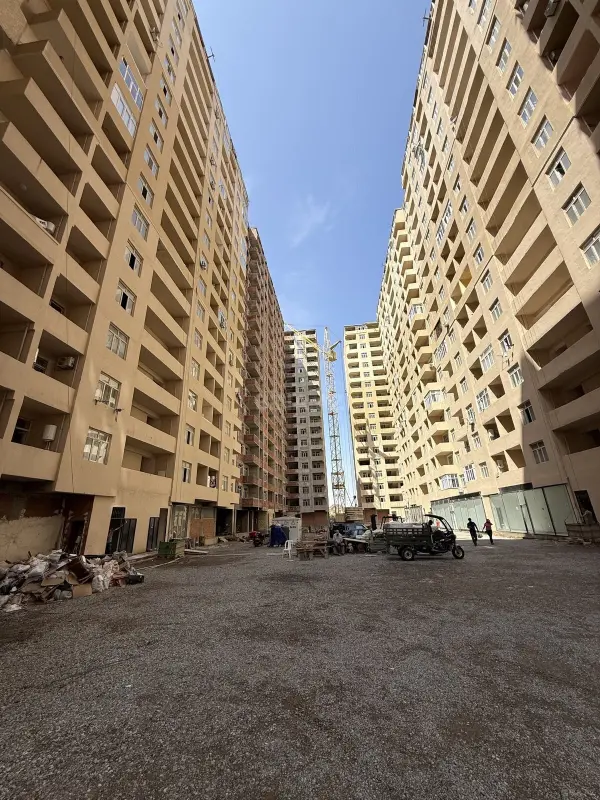 Satılır 2 otaqlı mənzil 47 m²