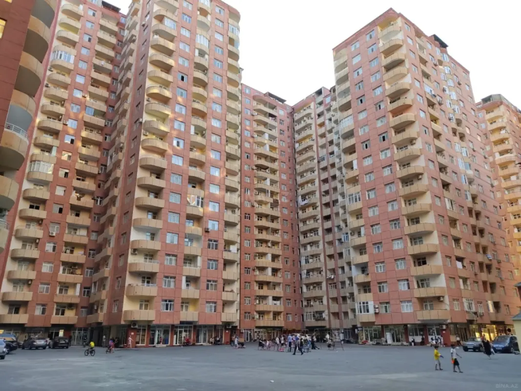 Satılır 2 otaqlı mənzil 80 m²