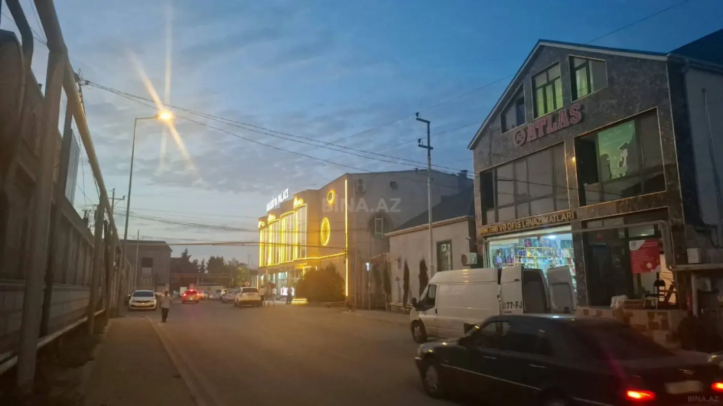 Satılır obyekt 592 m²
