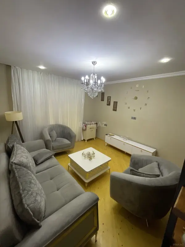 Satılır 2 otaqlı mənzil 68 m²