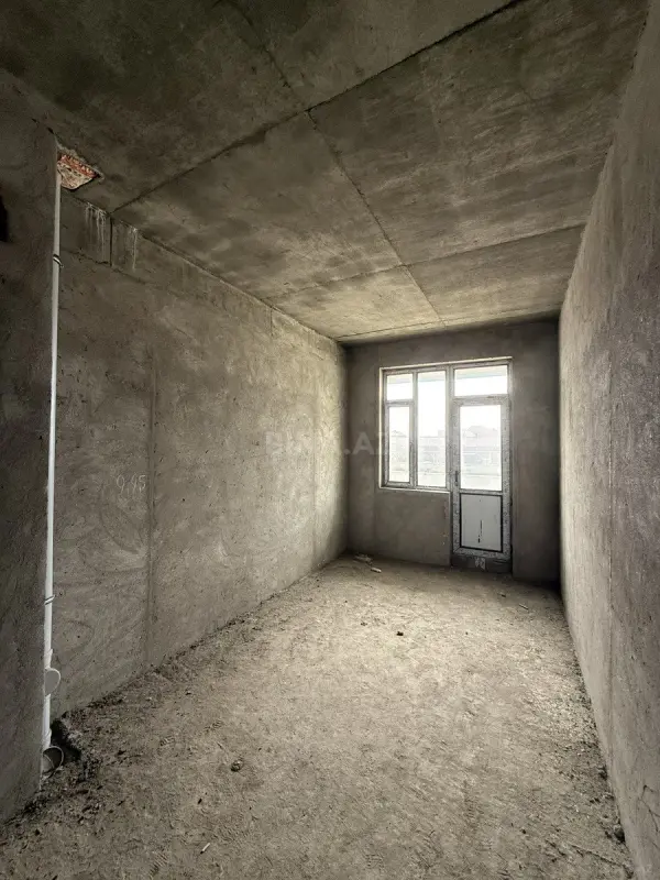 Satılır 2 otaqlı mənzil 90 m²