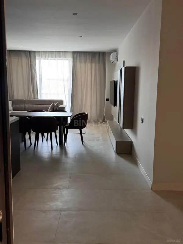 Kirayə verilir 3 otaqlı mənzil 139 m²