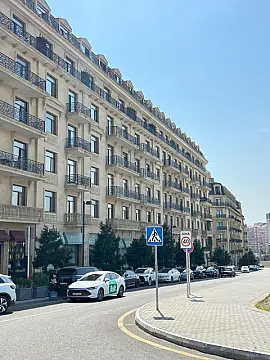 Kirayə verilir 20 otaqlı ofis 2100 m² — Bakı 20 otaq 2100.00 m²