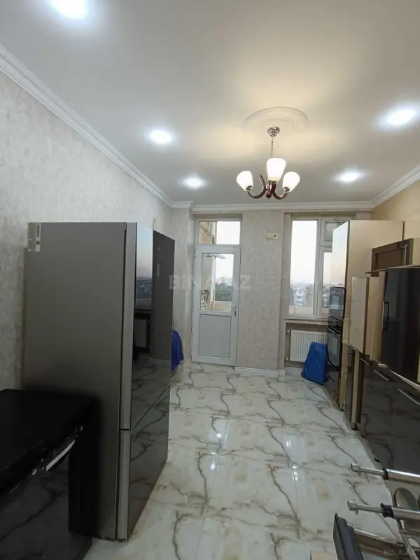 Satılır 2 otaqlı mənzil 90 m²