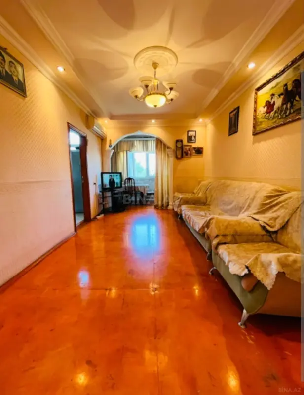 Kirayə verilir 2 otaqlı mənzil 60 m²