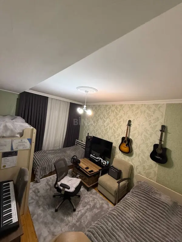 Satılır 2 otaqlı mənzil 70 m²