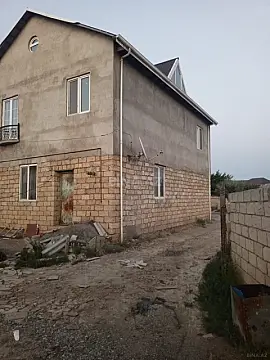 Satılır 7 otaqlı həyət evi 190 m² — Bakı 7 otaq 190.00 m²
