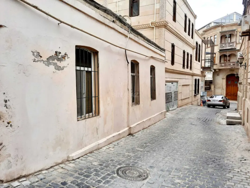 Kirayə verilir 3 otaqlı ofis 47 m²